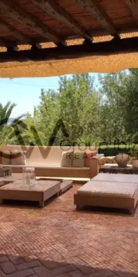 Encantadora finca de estilo tradicional con impresionantes vistas y hermoso jardín