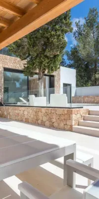 Exceptional Modern Family Villa near the Sea in Cala de Bou