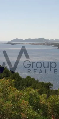 Exquisite Luxury Estate with Three Villas and Direct Sea Access in Cala Boix, San Carlos