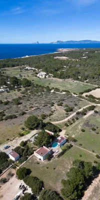 Très belle villa à Migjorn dans une oasis tranquille à Formentera