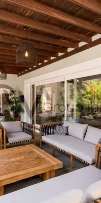 Beautiful villa with natural garden and fabulous privacy