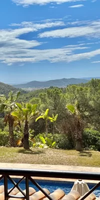 Schönes Haus mit Meerblick in ruhiger Lage zu verkaufen