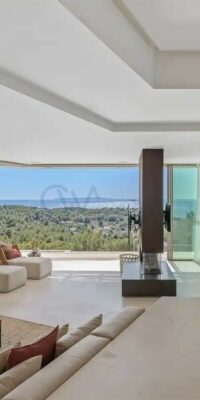 Fabulous 6-bedrooms villa for sale