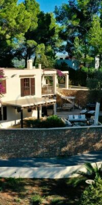 Spacious villa in attractive Ibizan style